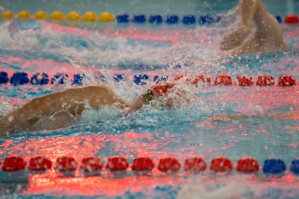 competitive swimming race